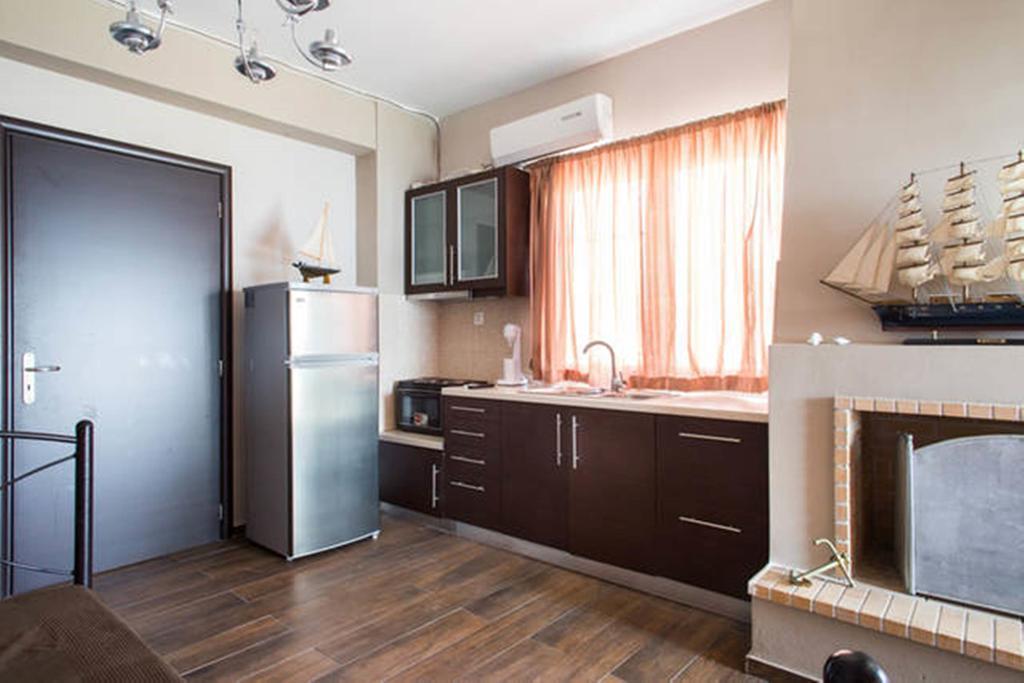 Wavedance Accommodation Salamina Exterior foto