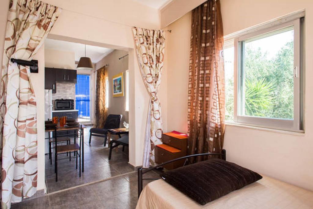 Wavedance Accommodation Salamina Exterior foto